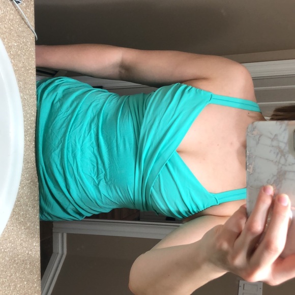 Lululemon Crossback Tank Top - Picture 3 of 3